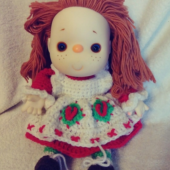 Vintage Christmas Decor Yarn Knit Clown Doll circus world kid red green - Picture 6 of 6
